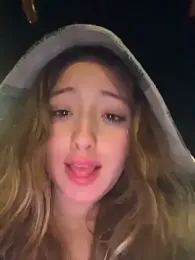 Baby__Otaku stripchat stream image