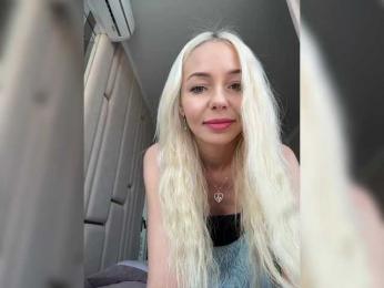 WhiteGirl-one bongacams stream image