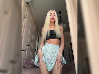 WhiteGirl-one bongacams stream image