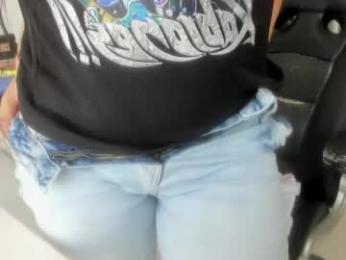 emillybrowm chaturbate stream image