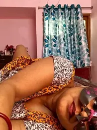 MUMTAJ-1 stripchat stream image