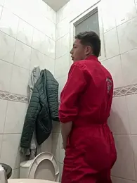 santiObrero stripchat stream image, 16.04.2026 19:30