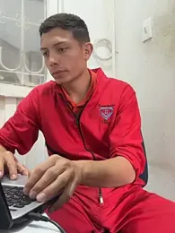 santiObrero stripchat stream image, 16.04.2026 19:30