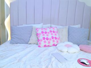 Alison Ferrer flirt4free stream image, 19.04.2026 23:10