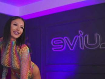 RaquelleVon bongacams stream image