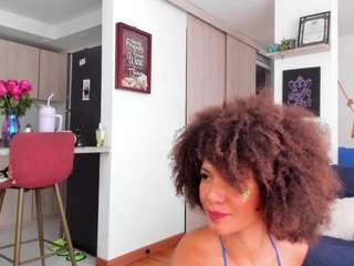 karlyee camsoda stream image