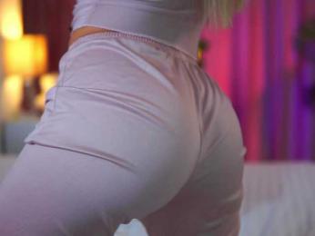 ArtTeasee bongacams stream image