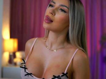 ArtTeasee bongacams stream image