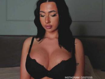 qsstess bongacams stream image