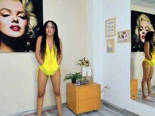 cloe-world1 camsoda stream image, 09.04.2025 00:50