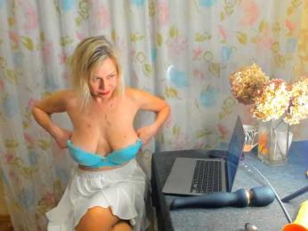 Milfa_hot bongacams stream image