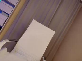 hollyextra chaturbate stream image